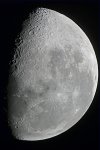 Луна в первой четверти, снятая в Мицар